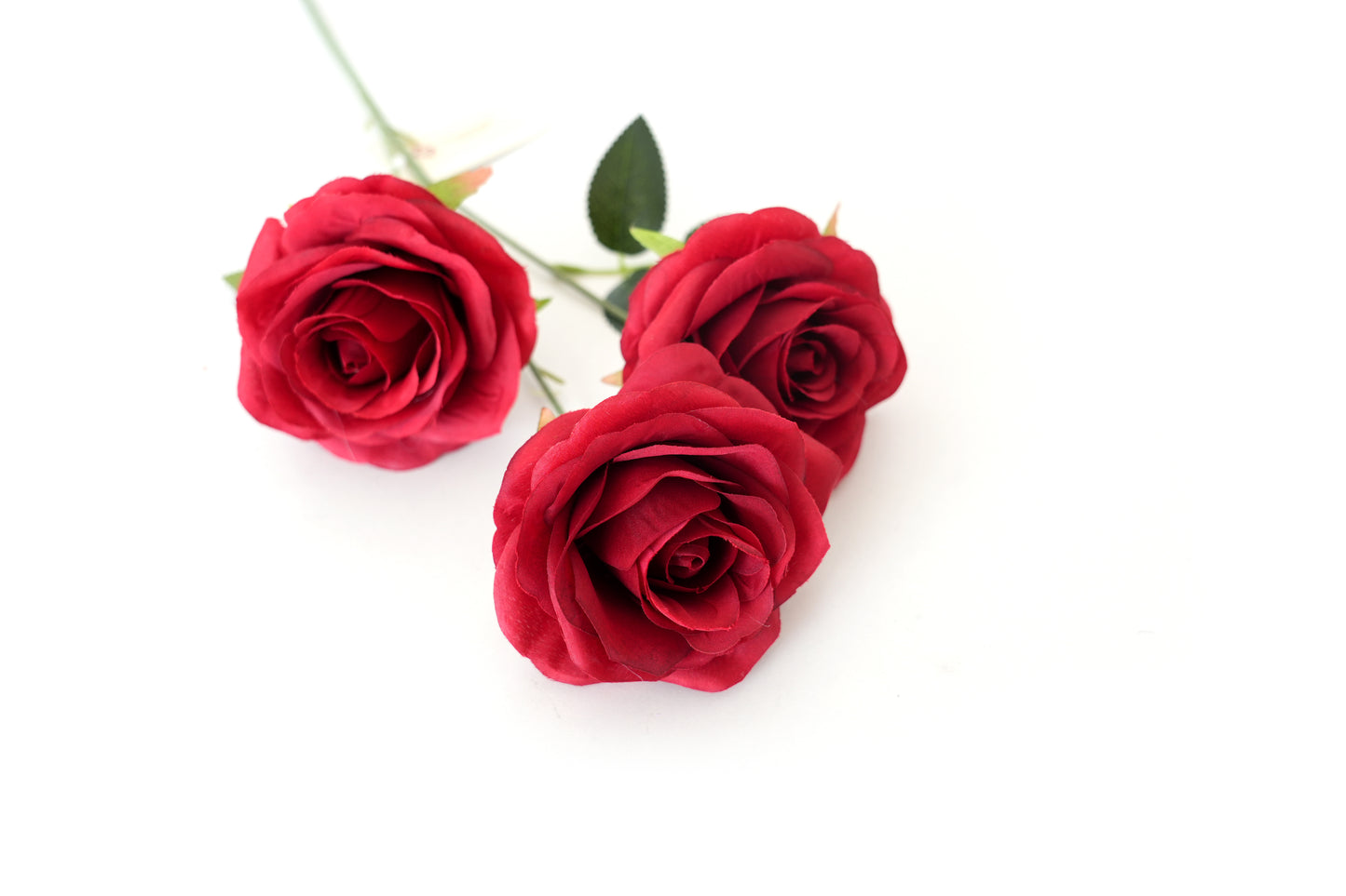 High Quality 3 Heads Artificial Rose Flowers Silk Flowers Centerpiece Flowers Bunch Bouquet for Wedding Home Outdoor Decoration