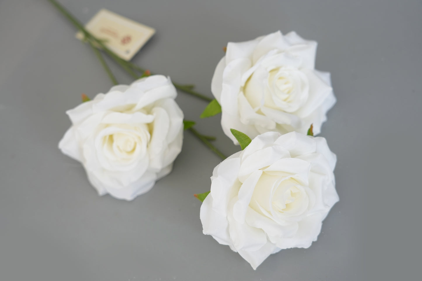 High Quality 3 Heads Artificial Rose Flowers Silk Flowers Centerpiece Flowers Bunch Bouquet for Wedding Home Outdoor Decoration