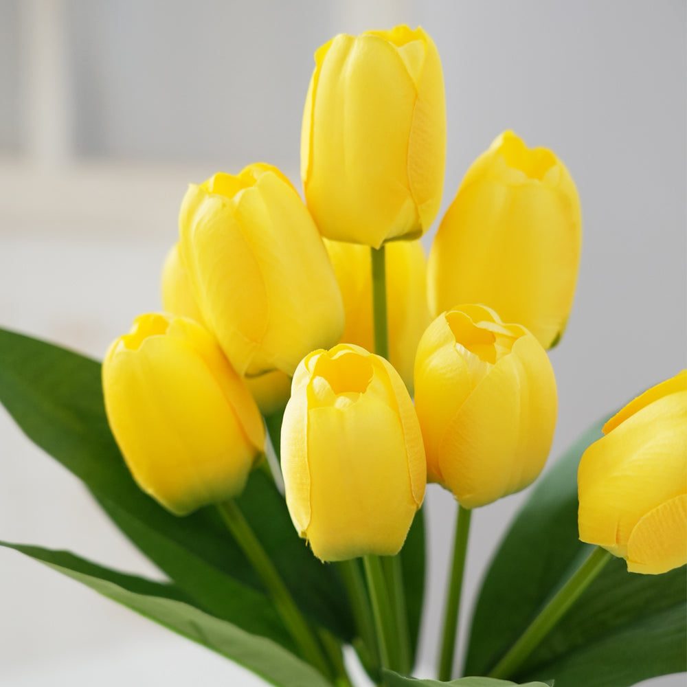 Customized 9 Heads PU Tulip Flowers Bunching Silk Artificial Tulips Decoration Flowers For Home Wedding Graduation