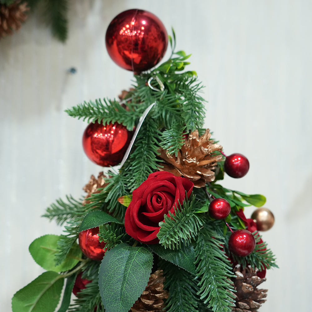 2024 Christmas Items 60CM Pine Tower Molding Christmas Decorations Small Christmas Tree With LED Light For Party Arrangement