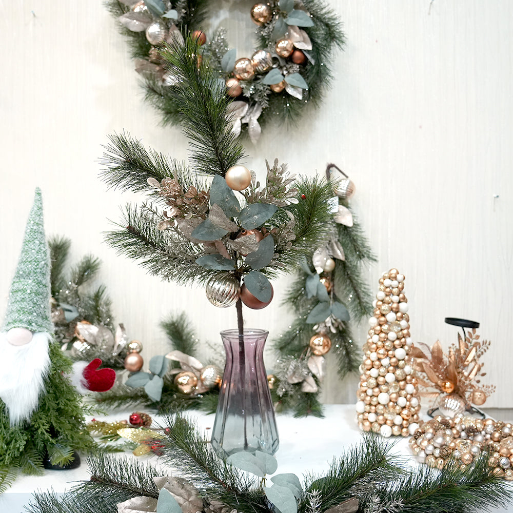 Festival Decoration Pick Plastic Christmas Ball Branches Pine Christmas Decor Branches for Festival Christmas D