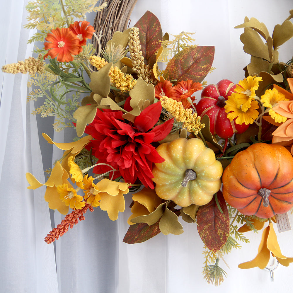 Factory Direct Artificial Dried Flowers Wreath Christmas Wreath Door Decoration Artificial Wreaths For Front Door