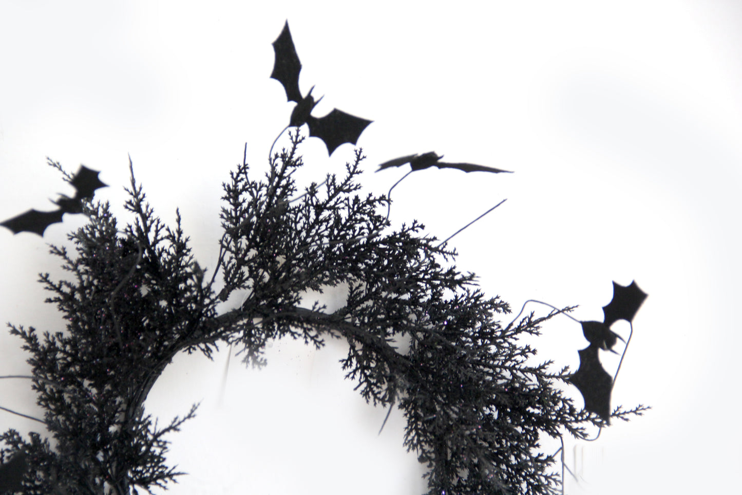 Factory wholesale Black Halloween Wreath Bat Wreath Door Wreath with Glitter Bats Decorations Halloween Party