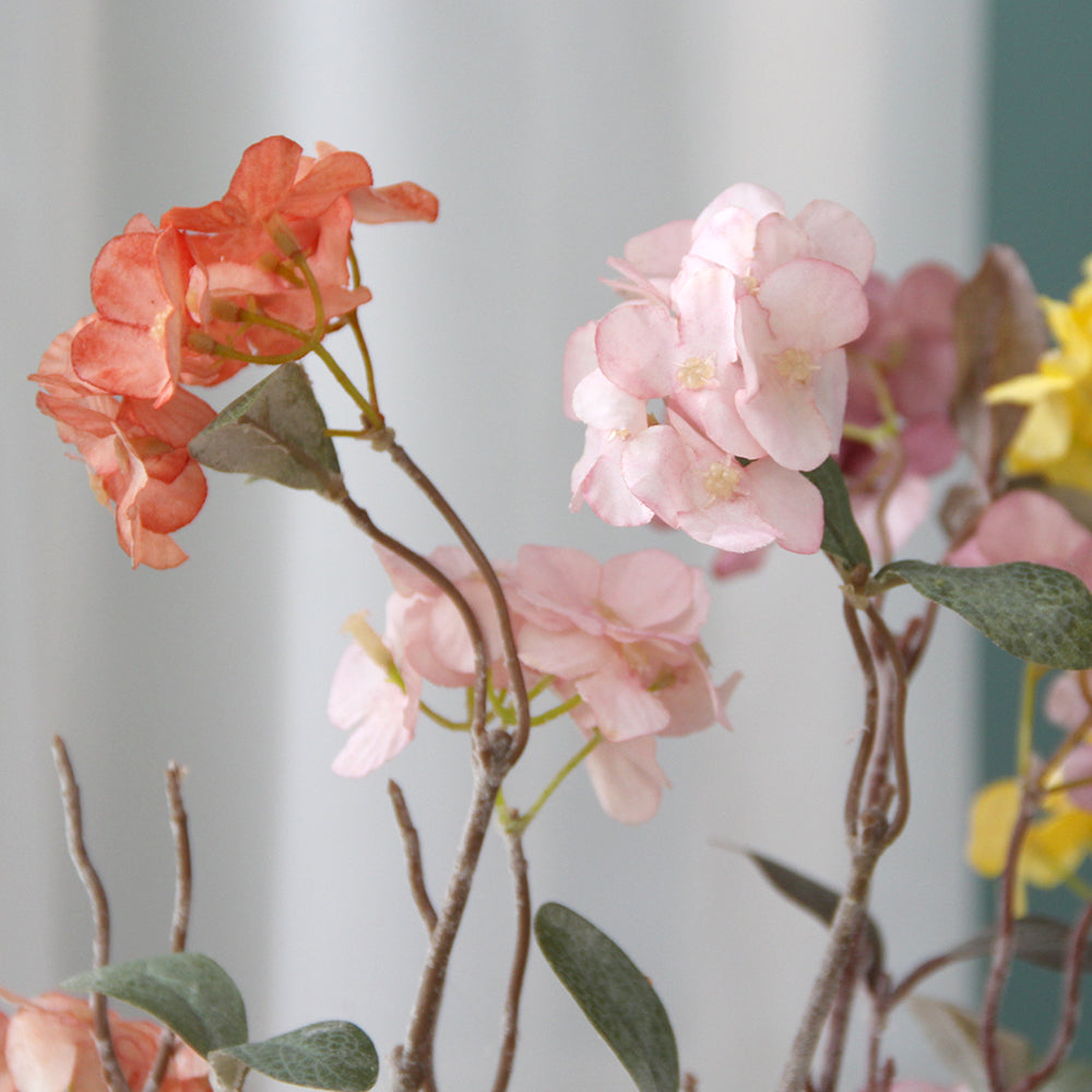 Wholesale Artificial Grass Flowers Beautiful Colorful Eco-friendly Flower Spray For Home Garden Decoration Floral Arrangement