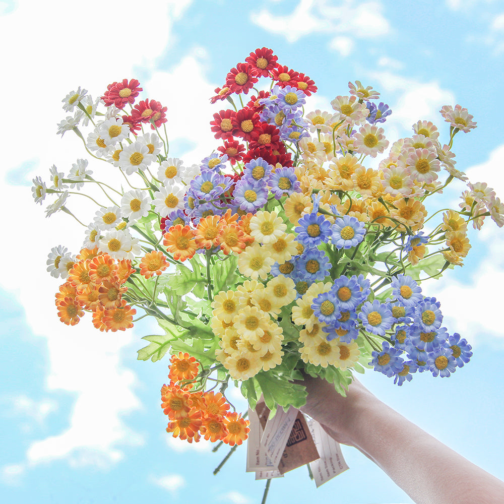 Spring Color Low MOQ Multicolor Daisy Flower Head Mini Silk Artificial Flower For Wedding Engagement Party Home Decor DIY