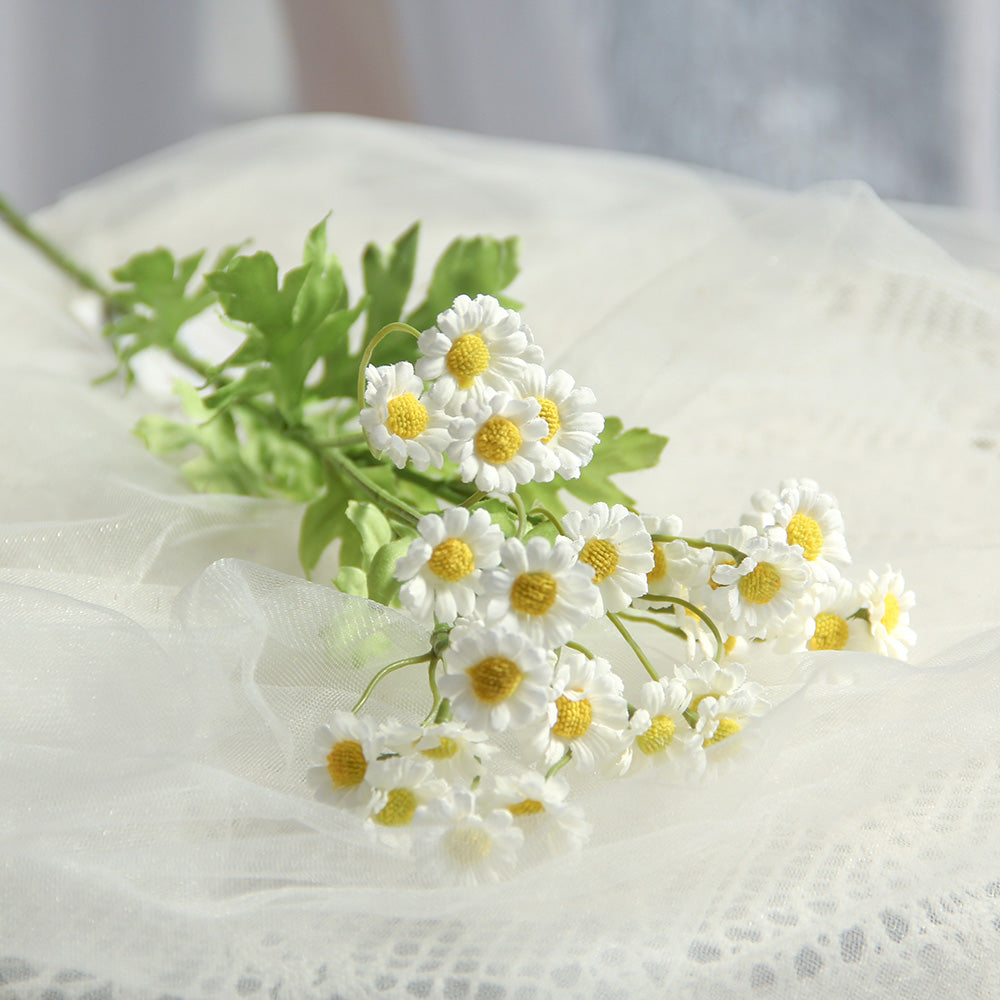 Spring Color Low MOQ Multicolor Daisy Flower Head Mini Silk Artificial Flower For Wedding Engagement Party Home Decor DIY