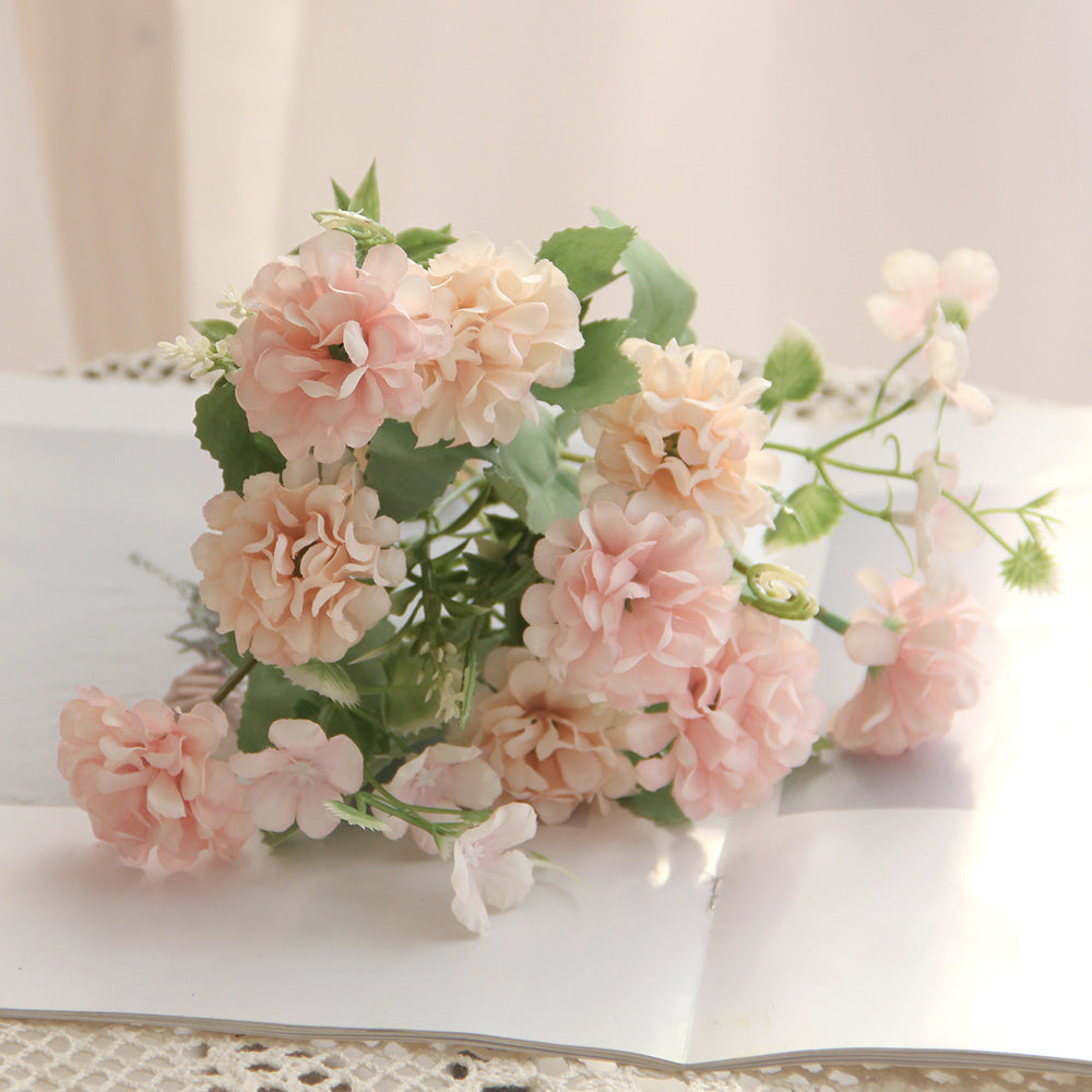 Hot Sale 11.42INCH White Hydrangeas Flowers Artificial Silk Hydrangea Flowers Wedding Flowers Home Hotel Decoration