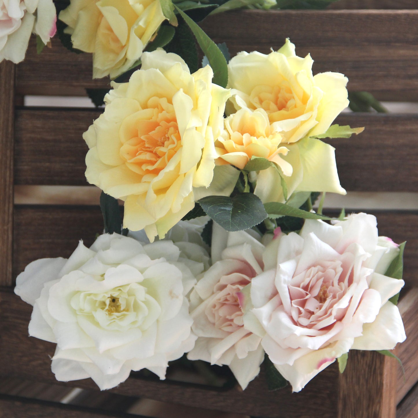 Popular Great Price Centerpiece Flower Real Touch Artificial Roses Decorative Flowers For Home Wedding Decoration