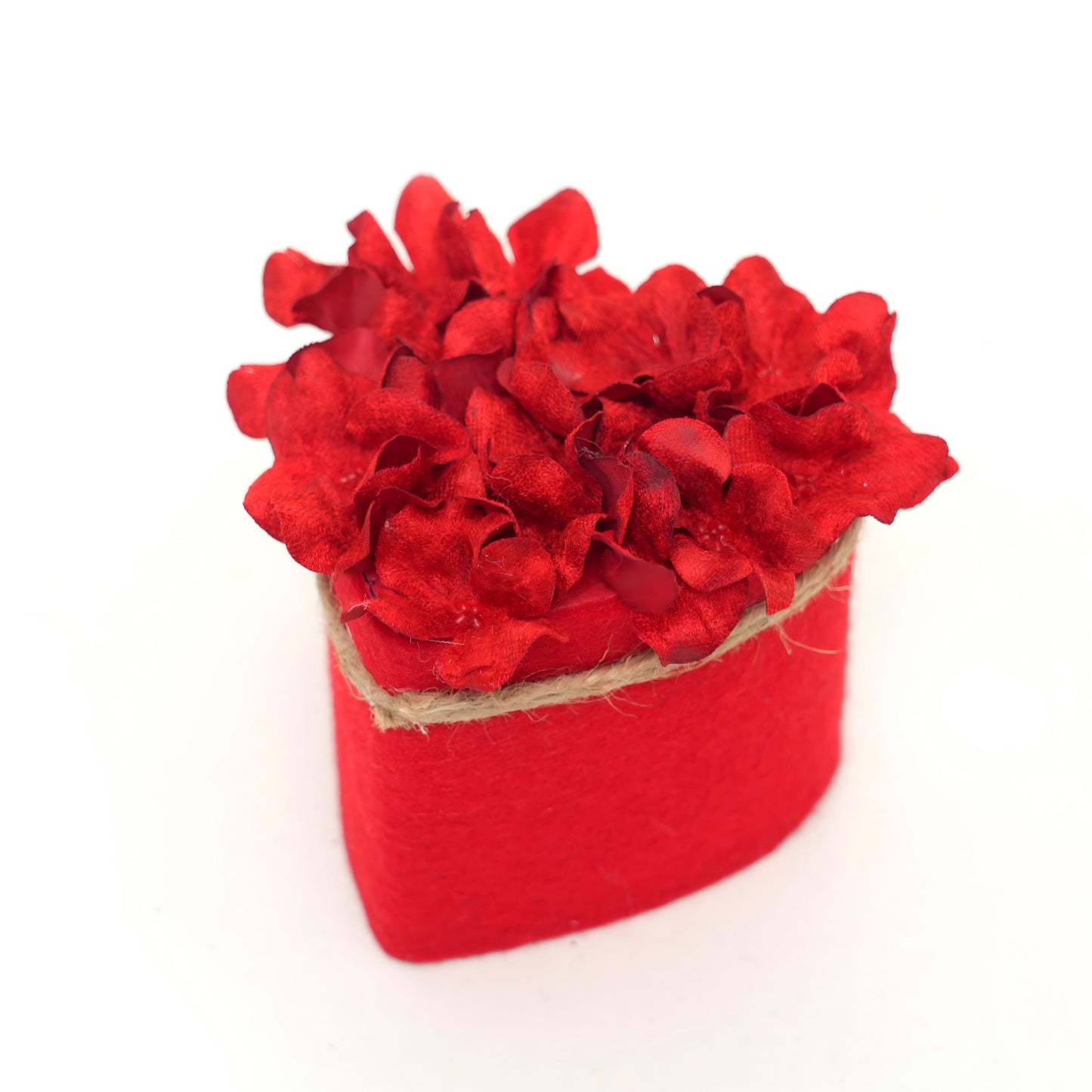 High Quality Valentine′s Day Decor Artificial Roses Petals Exquisite Fayx Flower Box For Party Valentine′s Day Decoration