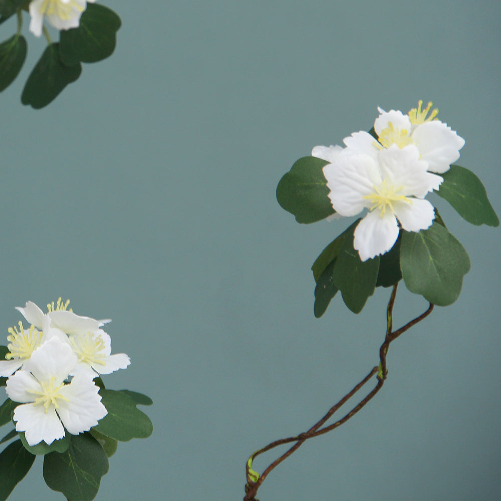 Newly Design Little Flower Artificial Floral Spray Artificial Plants and Flowers Home Grave Outdoor Floral Arrangement