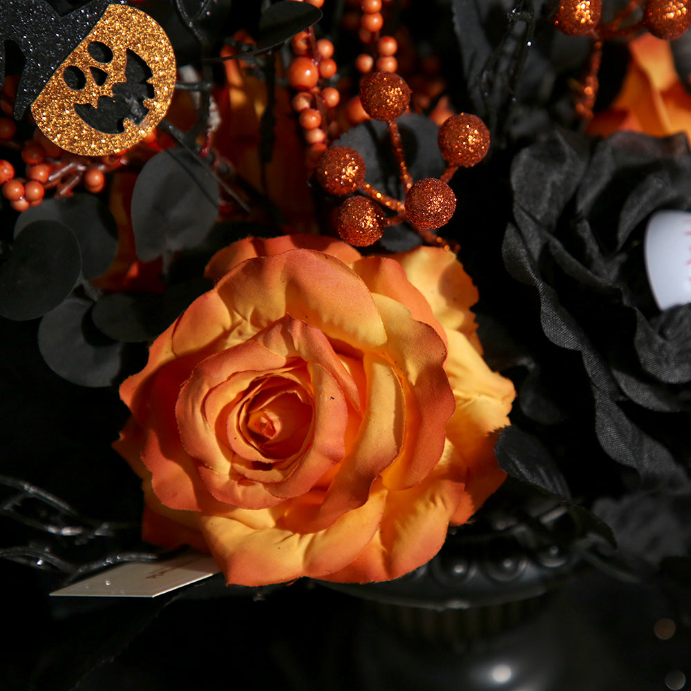 Carnival Ornament Halloween Decorative Branches and Twigs Flower Pot With Artificial Roses Flower For Halloween Decoration