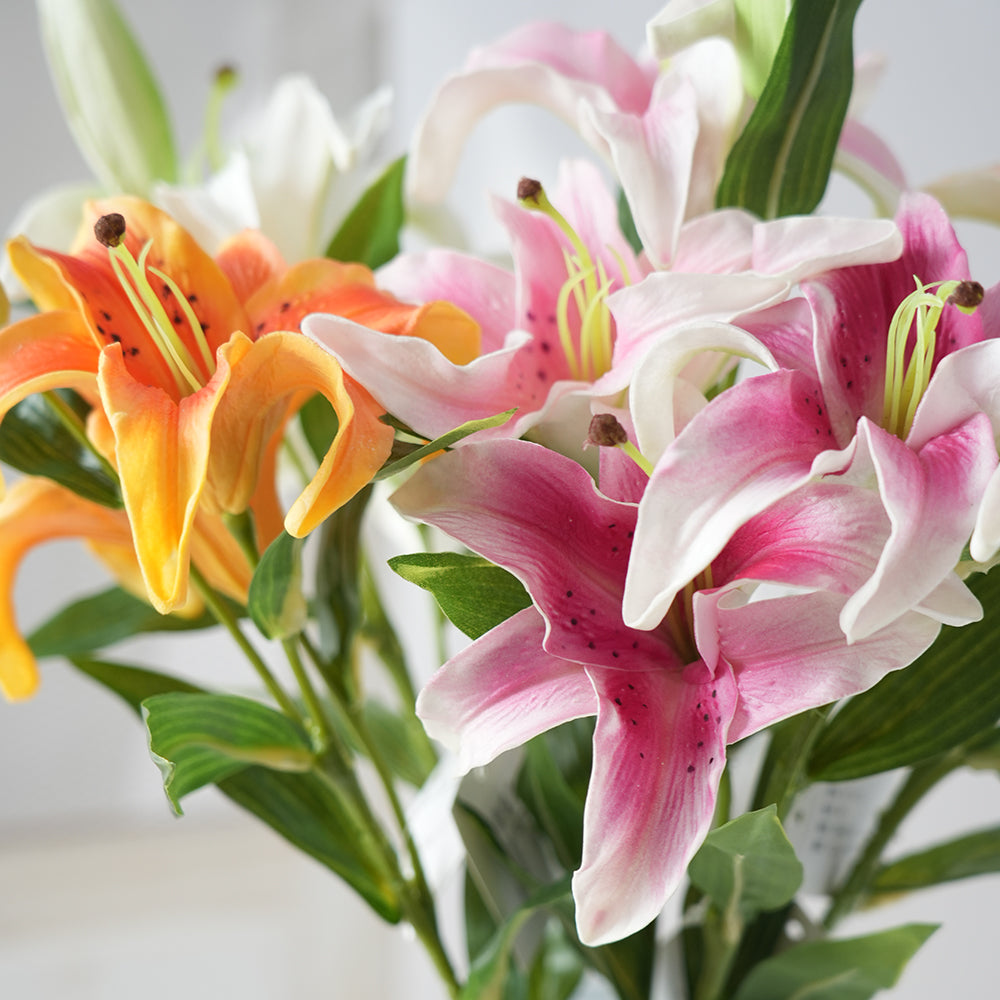 Beautiful Colorful Lily Artificial Flowers 3-head Lily Silk Flowers Floral Arrangement For Wedding Party Home Decorations