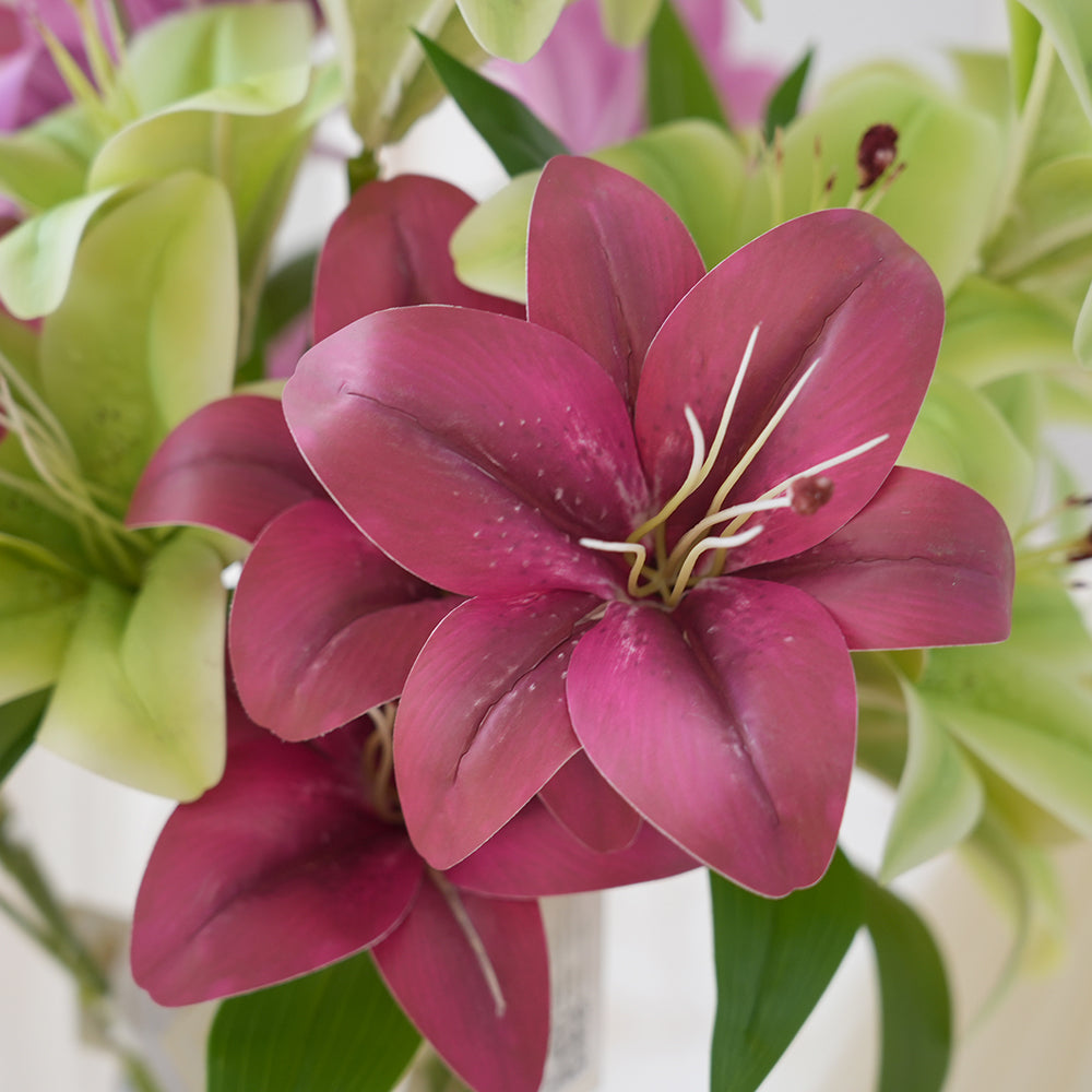 2025 China Lily Artificial Flower 3-Head Lily Silk Flower Long Branches Floral Arrangement for Wedding Party Home Decorations