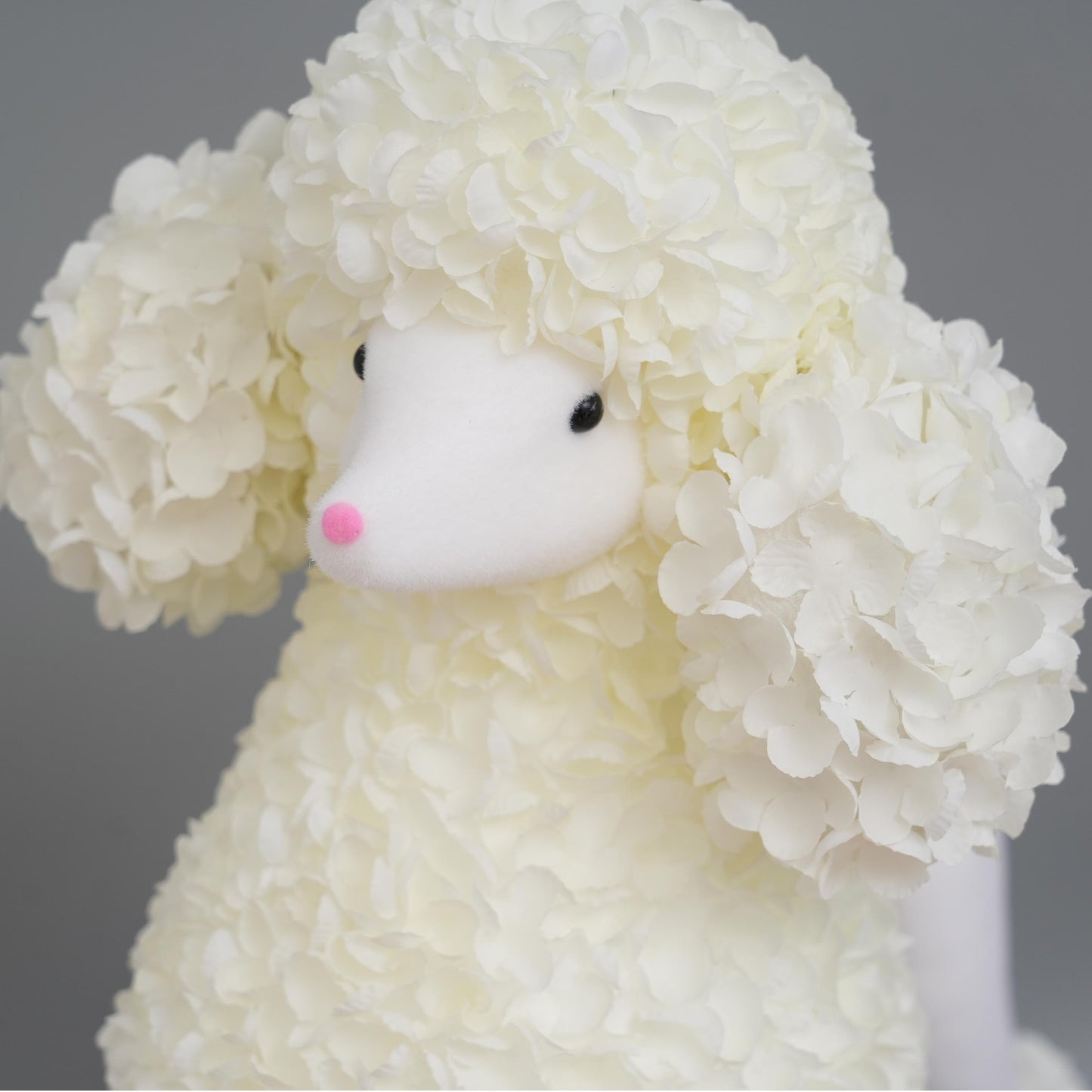Original Design Multicolour Artificial Flower Petals Dog Animal Decor Dog Decor For Home Wedding Party Decorations