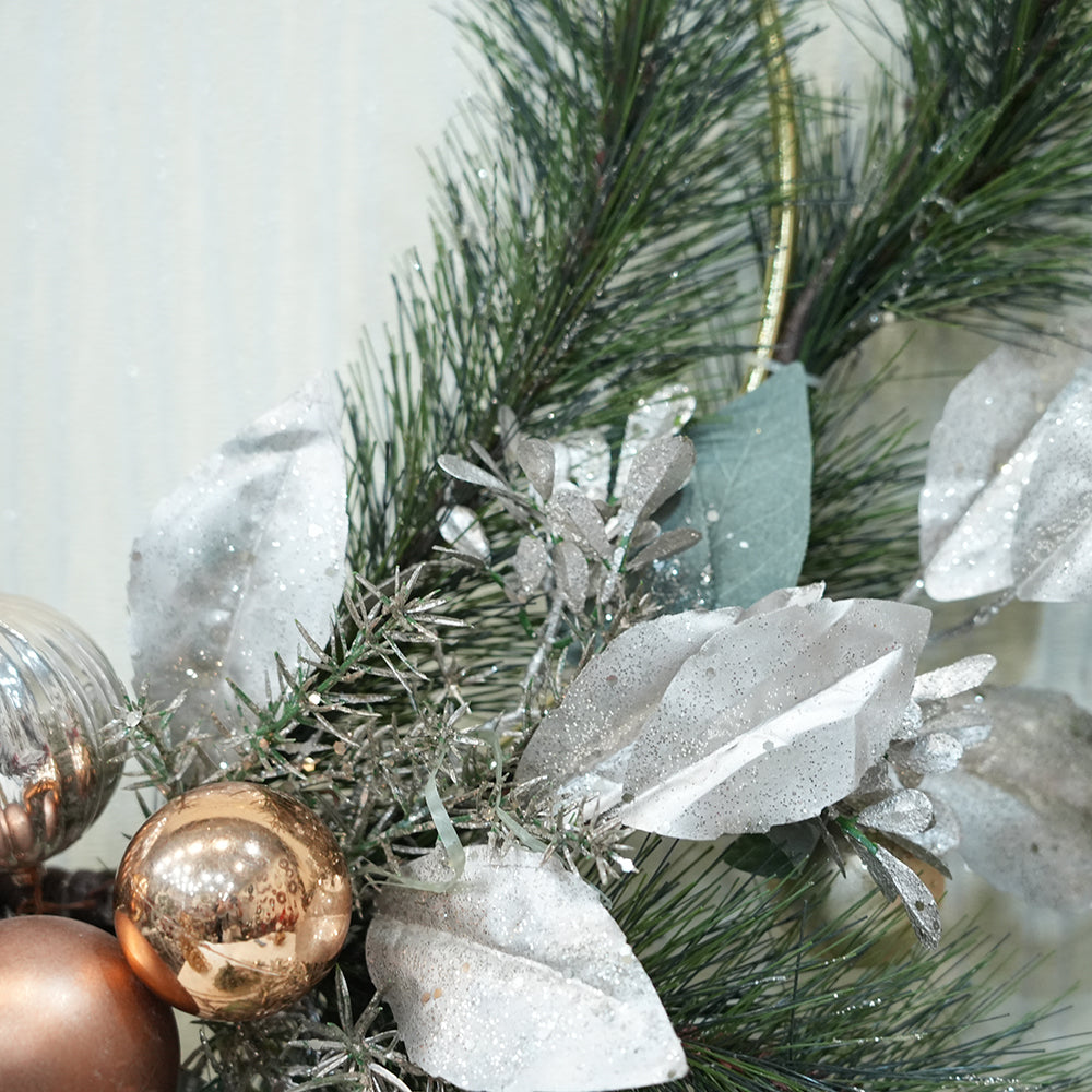 Modern Luxury Half Christmas Wreath 60cm Artificial Wreath with Plastic Christmas Ball Christmas Decorations Wholesale