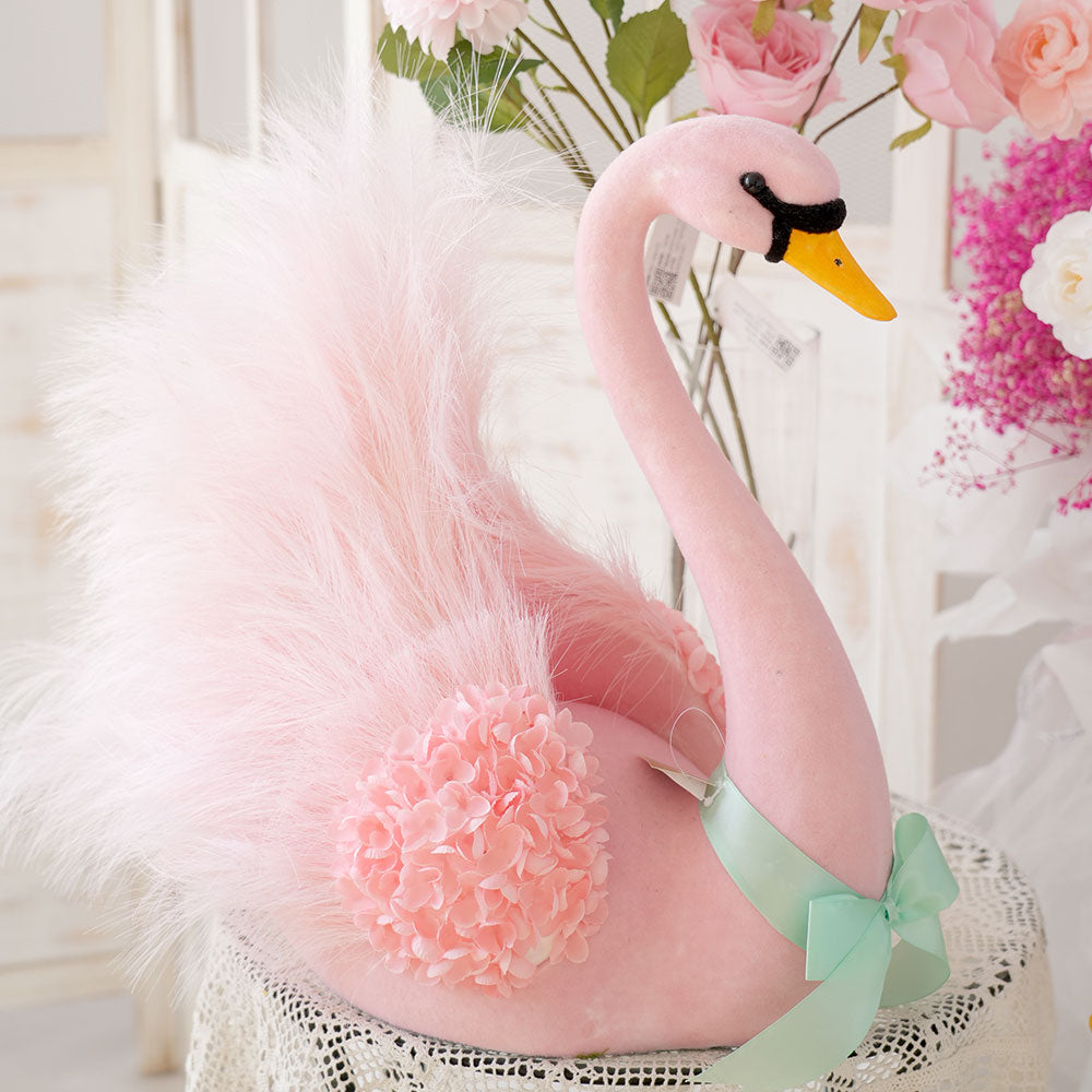 Modern Luxury Lifelike Artificial Swan Original Design Handmade Swan Artificial Animal Decoration For Party Home Decor Craft