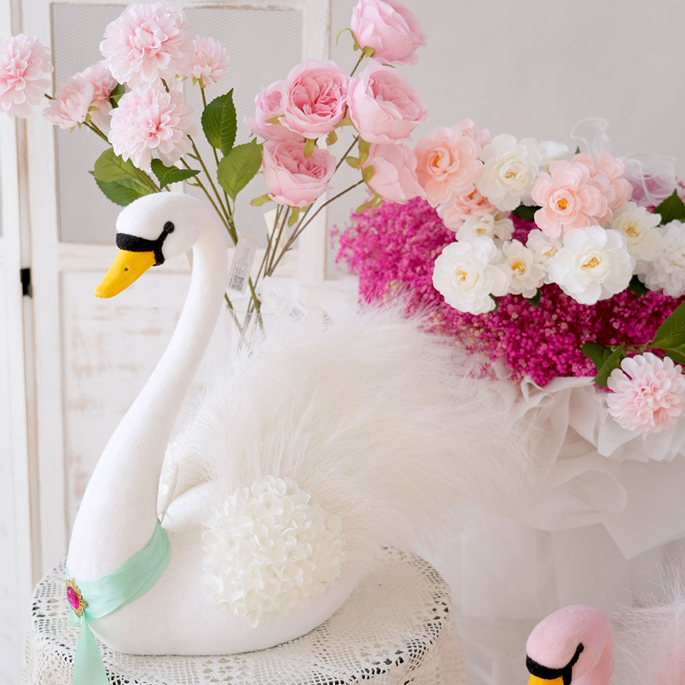 Modern Luxury White Artificial Swan Decor Handmade Swan Home Decor Animal For Home Party Decorations