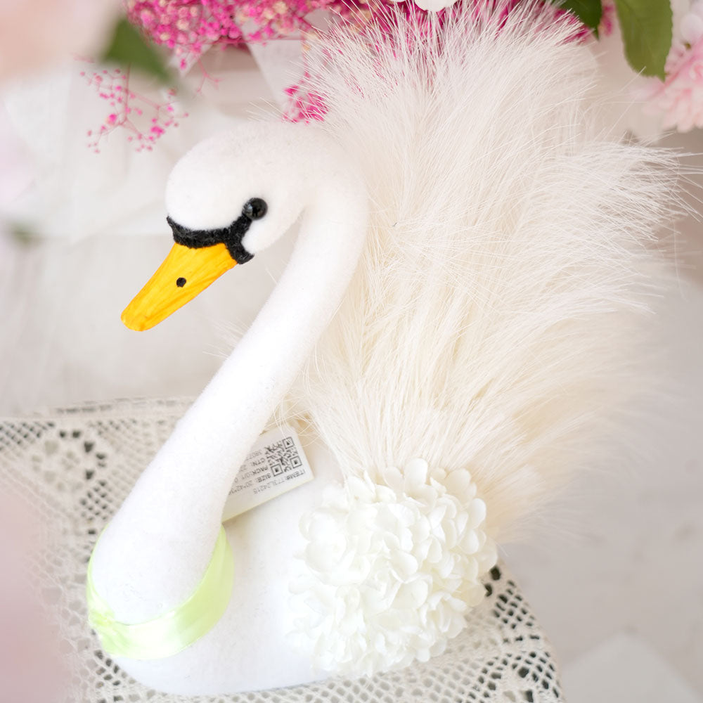 Exquisite White Artificial Swan Decor Handmade Small Swan Home Party Decorations Artificial Animal