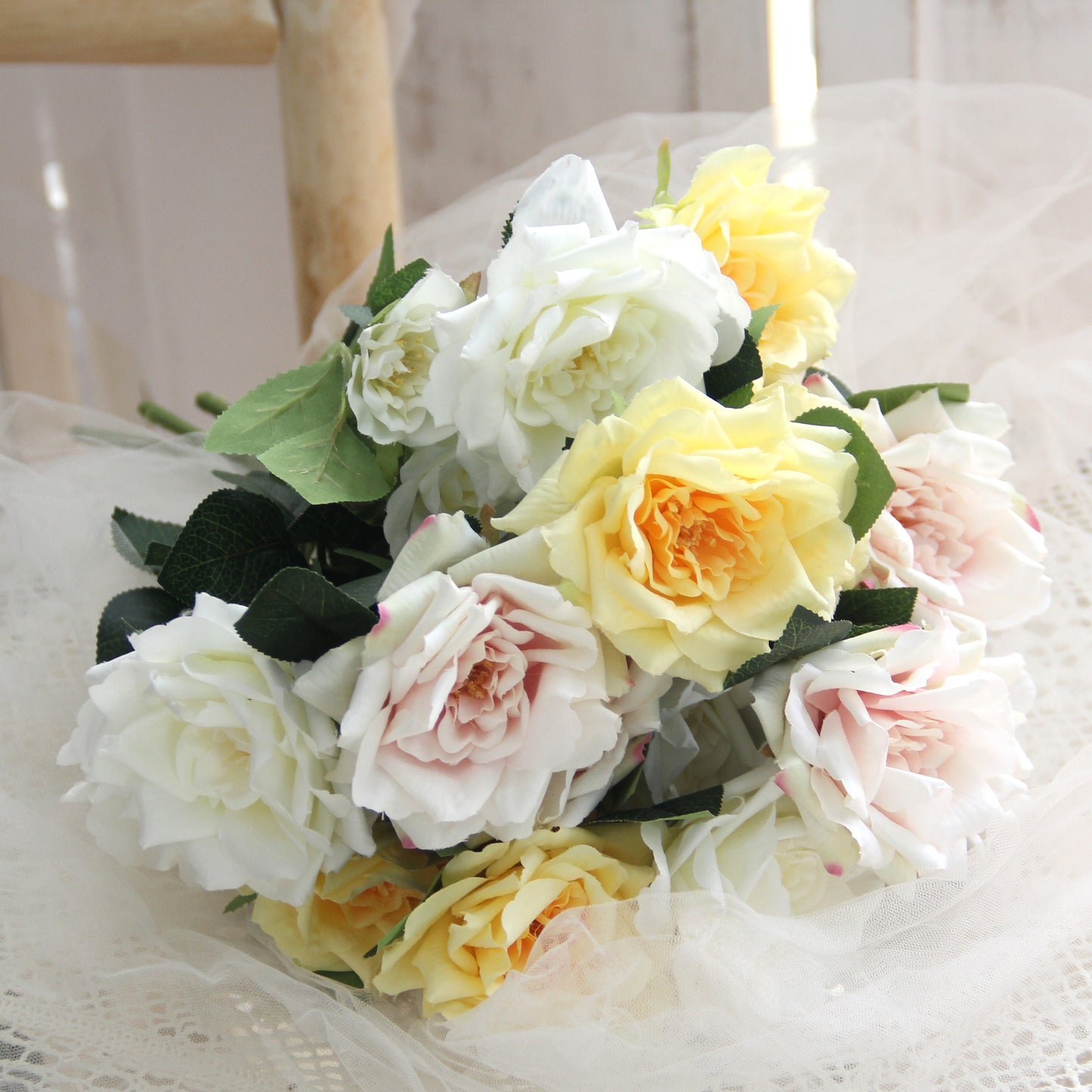Popular Great Price Centerpiece Flower Real Touch Artificial Roses Decorative Flowers For Home Wedding Decoration