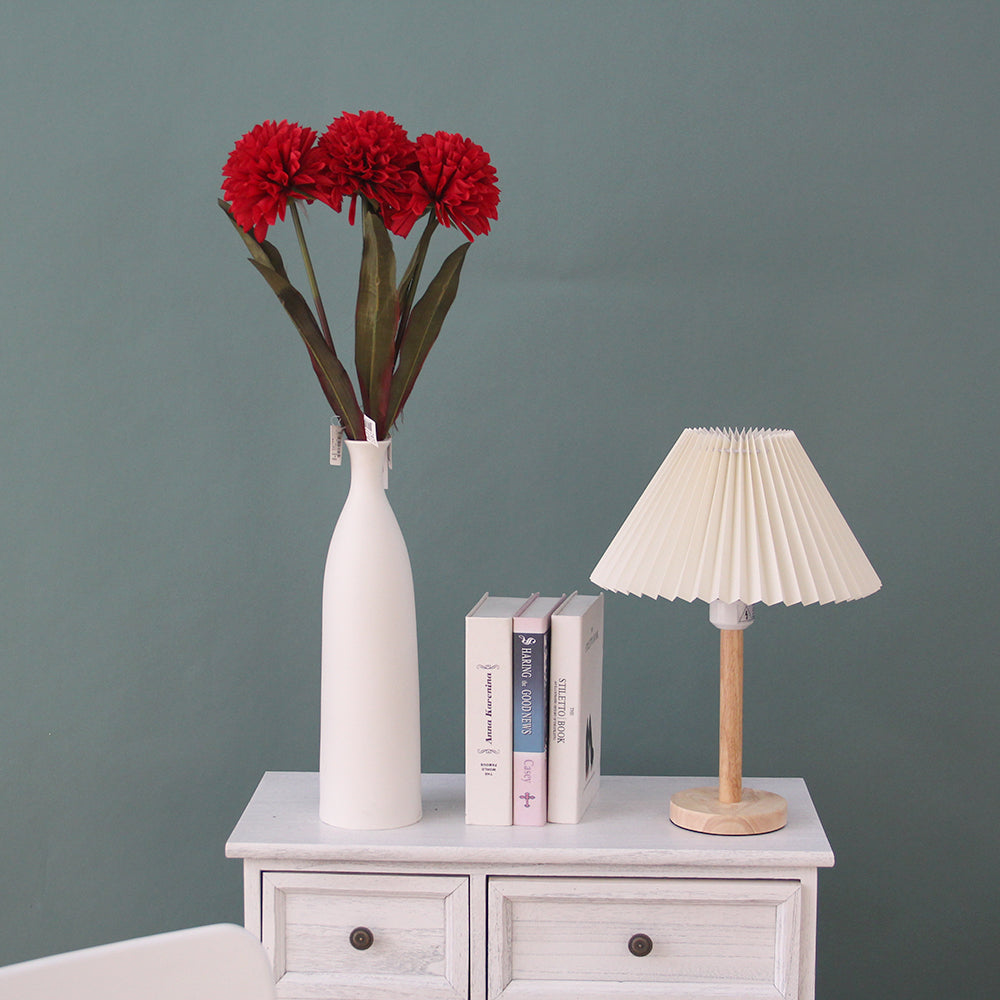A Variety Of High-quality Silk Artificial Decorative Flowers And Decorative Plants For Home And Wedding