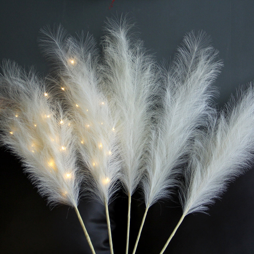 Original Design 115cm Artificial Pampas Grass With LED Light Pampas Set Of 5(2w/lit+3w/o lit ) For Festival Home Decoration