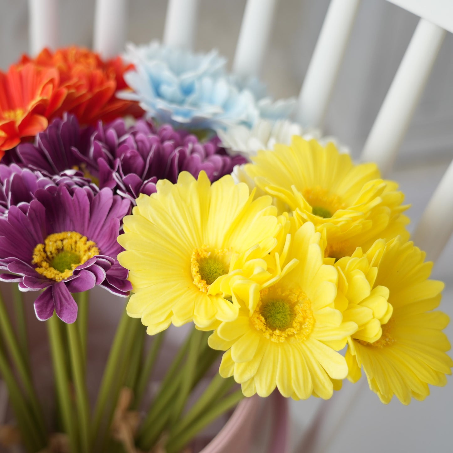 Wholesale PU 5Heads Artificial Chrysanthemum Flower Multicolour Gerbera Decorative Flowers for Home Garden Coffe Shop Decoration