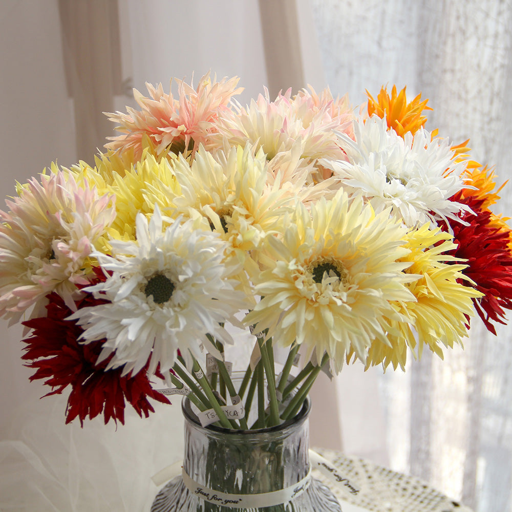 Wholesale Artificial Plastic African Daisy Silk Flowers Home Wedding Decoration Silk Decorative Simulation Manufacturer Flowers
