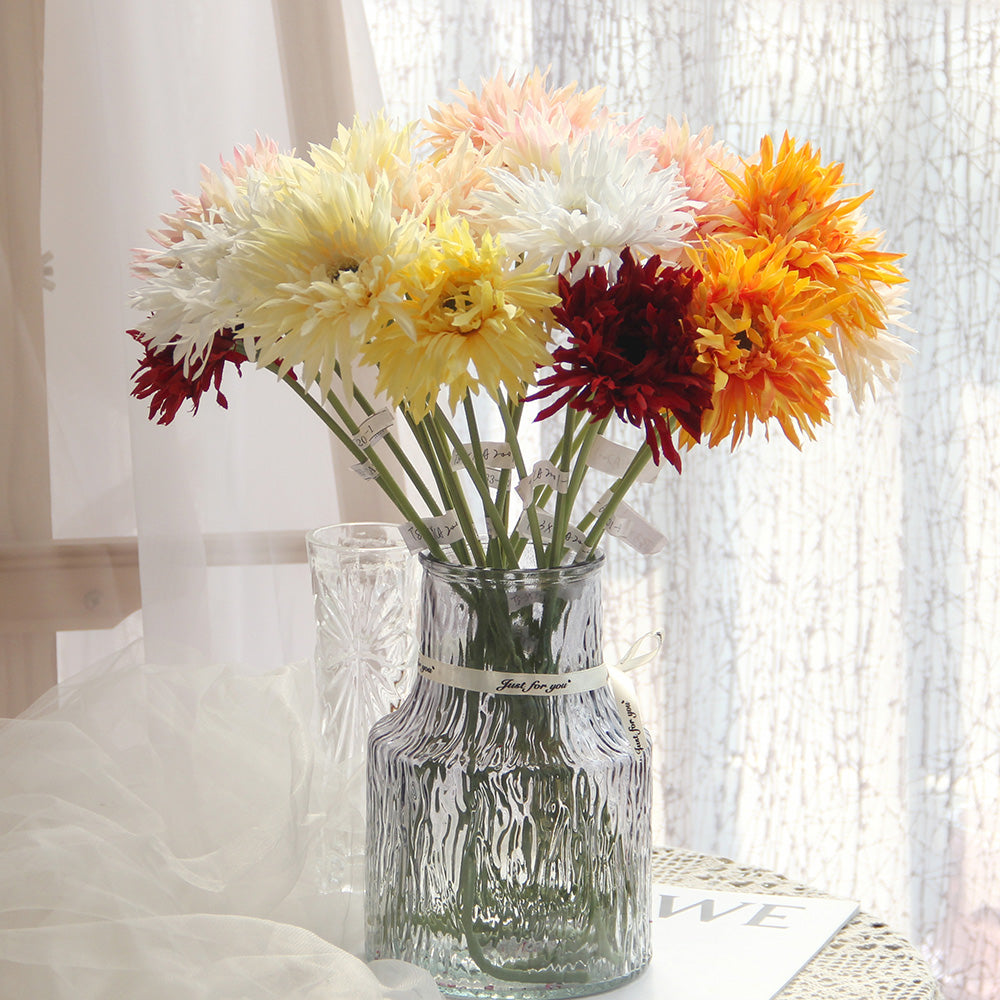 Wholesale Artificial Plastic African Daisy Silk Flowers Home Wedding Decoration Silk Decorative Simulation Manufacturer Flowers