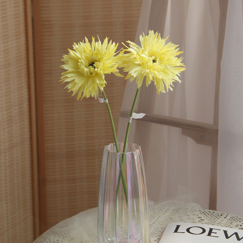 Wholesale Artificial Plastic African Daisy Silk Flowers Home Wedding Decoration Silk Decorative Simulation Manufacturer Flowers