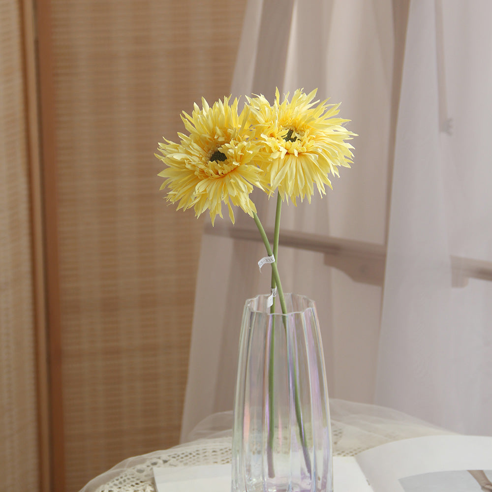 Wholesale Artificial Plastic African Daisy Silk Flowers Home Wedding Decoration Silk Decorative Simulation Manufacturer Flowers